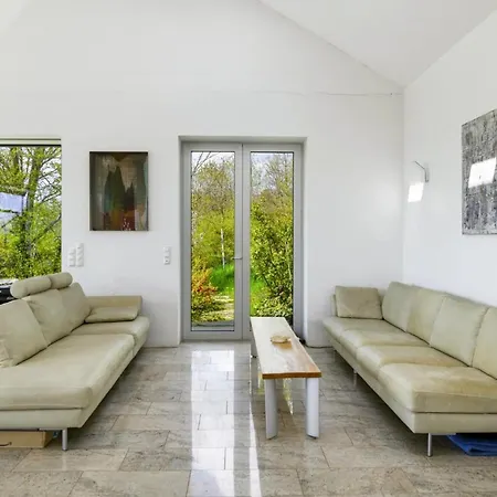 Villa Exklusive Premium-lodge Mit Pool, Sauna, Gaestehaus